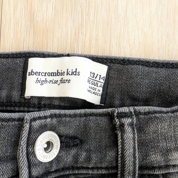 Abercrombie Kids High Rise Flare 13/14 Regular Black Denim - Picture 4 of 6